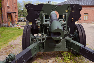 105 K 34 (10.5 cm Faltkanon m/34, ),  , .
