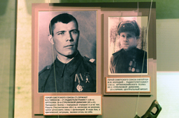 В ночь на 15 октября 1943 года лейтенант Бутылкин, ст.сержант Тимонов и ефрейтор Колодий под огнём переправились через Днепр. Корректировали артиллерийский огонь, в критической ситуации вызвали огонь на себя,, ЦМВС, г.Москва