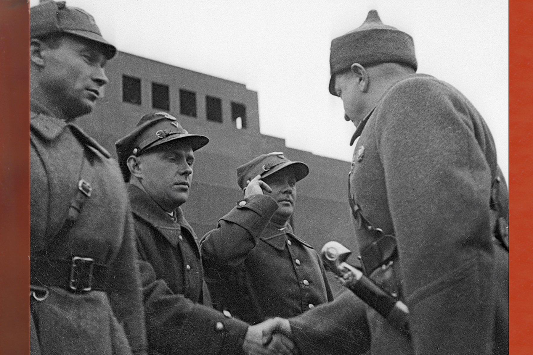 М.Н. Тухачевский приветствует военных атташе на Красной площади, 1935 год, ЦМВС, г.Москва