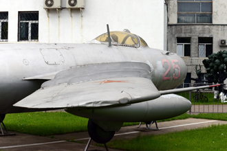Истребитель МиГ-17, ЦМВС, г.Москва