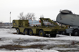 ТЗМ-143 - транспортно-заряжающая машина комплекса ВР-3 