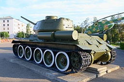 Т-34-85 омского производства – петли крепления задней  верхней бронеплиты 