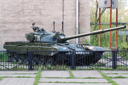 Т-72, выставка техники у Дома офицеров, Екатеринбург
