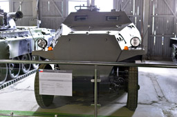 Средний полугусеничный бронетранспортёр OT-810 (послевоенная модернизация немецкого Sd.Kfz.251), Центральный музей бронетанкового вооружения и техники