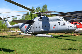 Ми-6 (39, красный), Центральный музей ВВС РФ, п.Монино