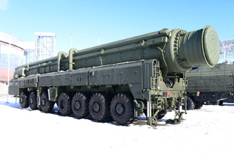 Автономная пусковая установка 15У168 ракетного комплекса 15П158 «Тополь». Территория Конгрессно-выставочного центра «Патриот»