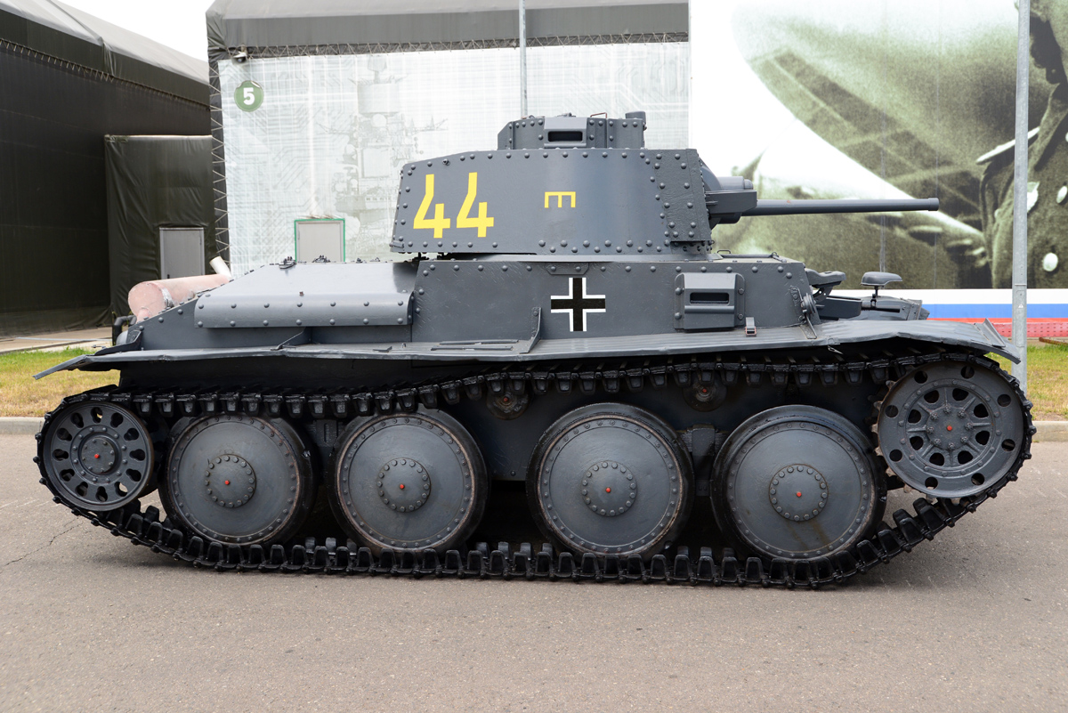 Pz kpfw 38. PZ.Kpfw.38(t). PZ 38 T. Танк PZ.Kpfw 38 (t). Лёгкий танк PZ Kpfw 38.