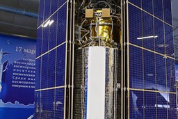 Телекоммуникационный спутник-ретранслятор «Луч-2». Выставка «Космические войска: через тернии к звёздам» в парке «Патриот» 