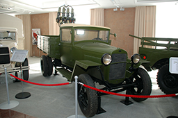 ЗПУ М-4 в выставочном зале, музей «Боевая слава Урала» 