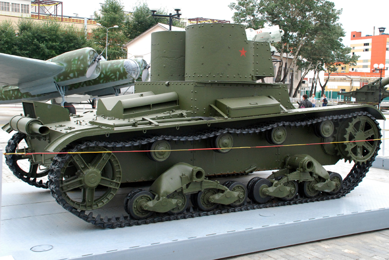 Т 26 кг. Танк т-26 двухбашенный. Т-26 лёгкий танк двухбашенный. Т-26 пулеметный. Т-26 двухбашенный обр.1932.