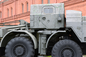 Боевая машина 9А52 РСЗО 9К58 «Смерч», Артиллерийский музей, СПб