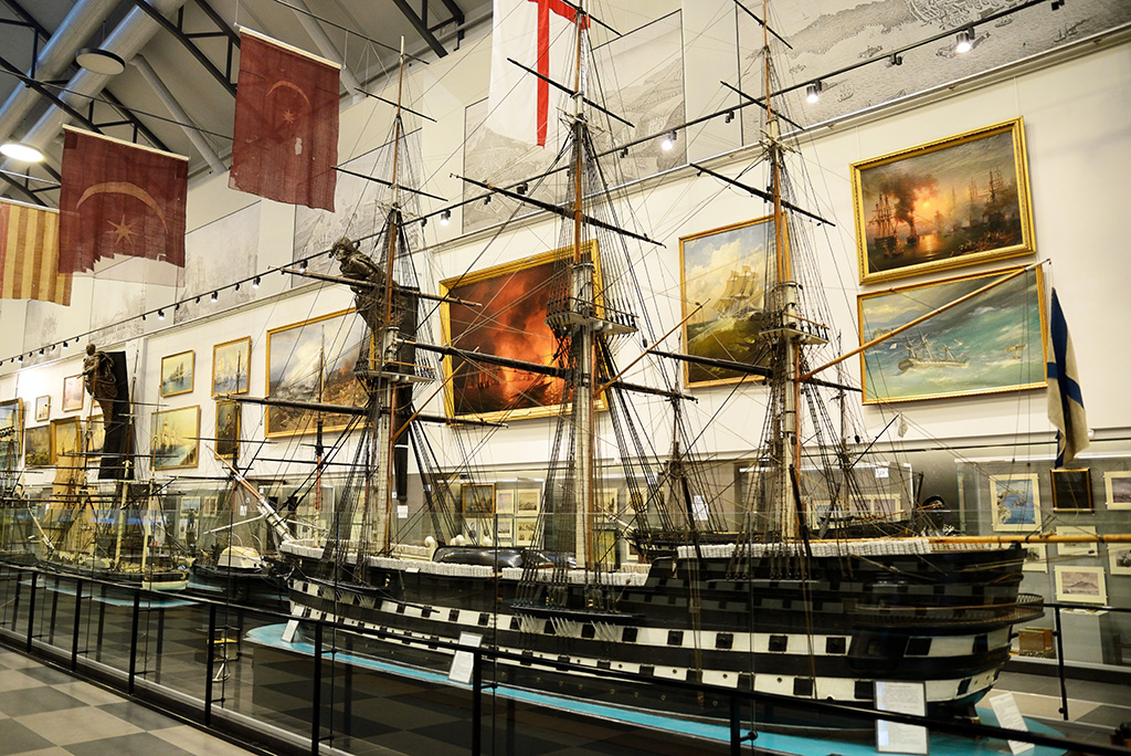 Военно морской музей в петербурге