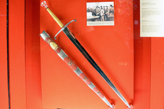   The Sword of Stalingrad     Wilkinson Sword      VI      ,    , -  