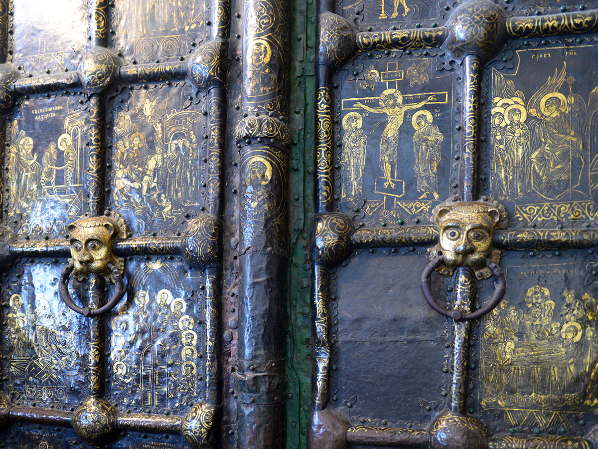 Южные златые врата суздальского рождественского собора